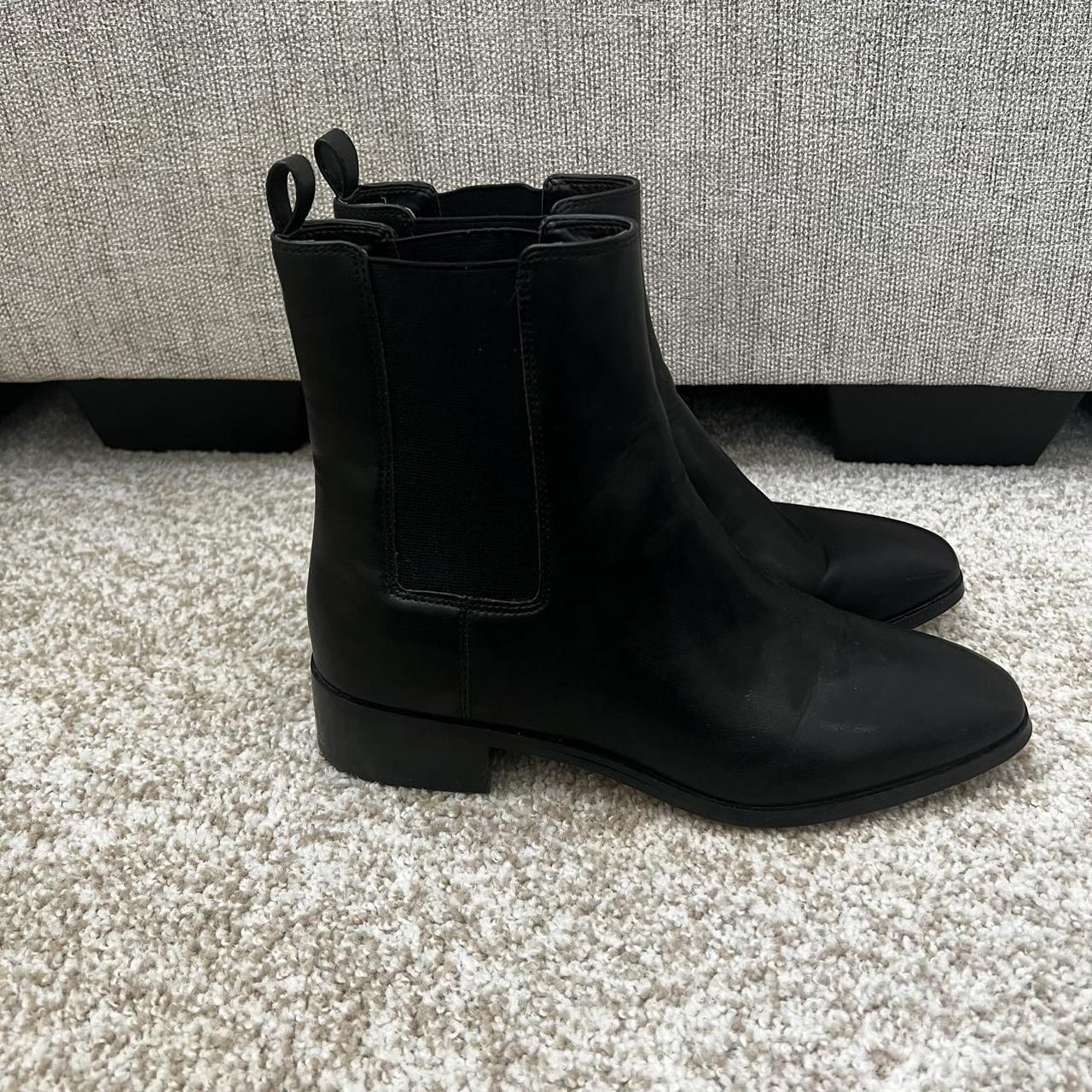 item listed by kelly_loves_clothes