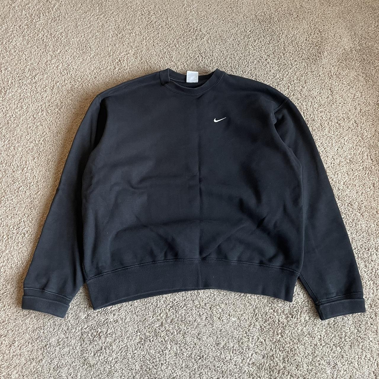 nike crewneck depop