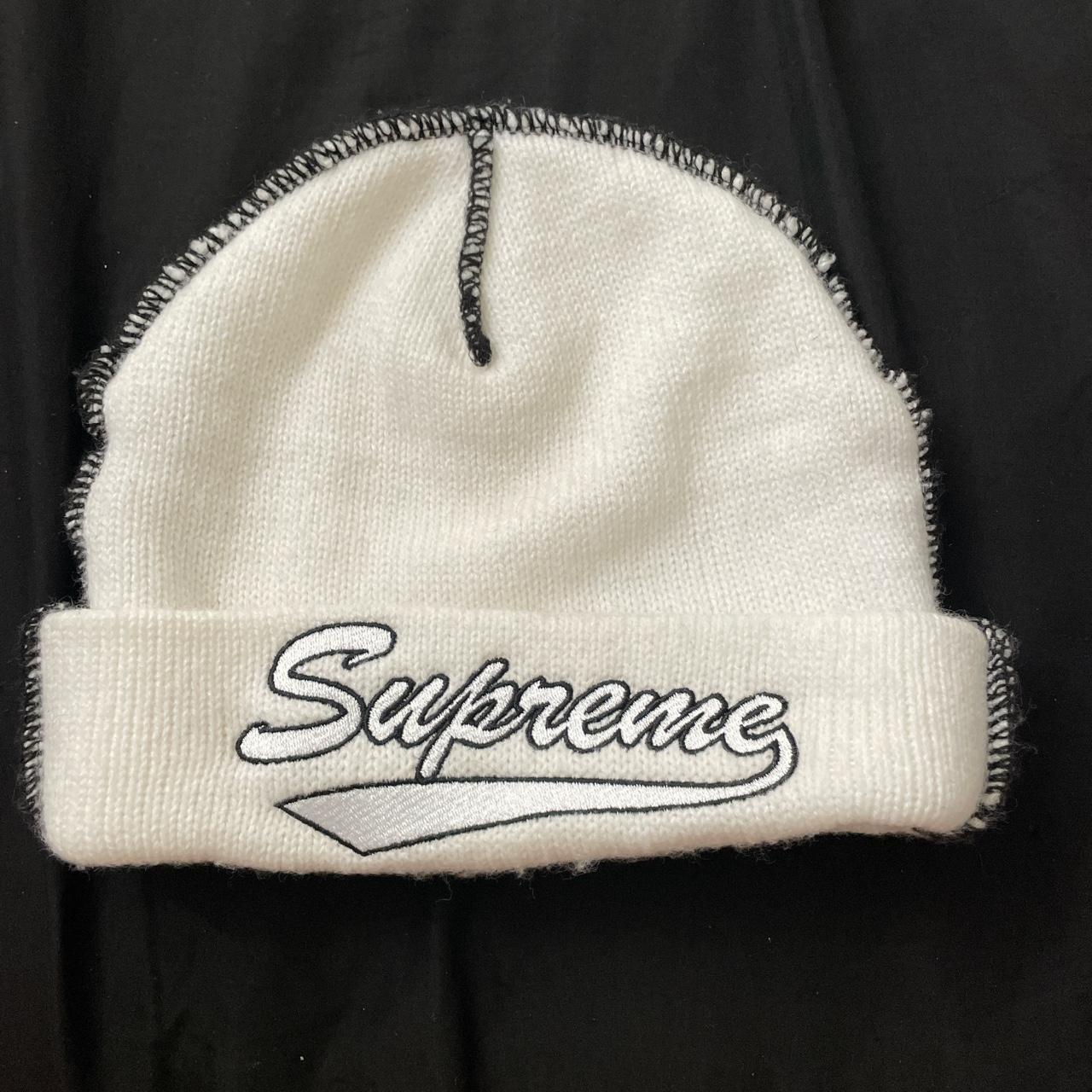 Supreme Contrast Stitch Beanie on sale (FW22)