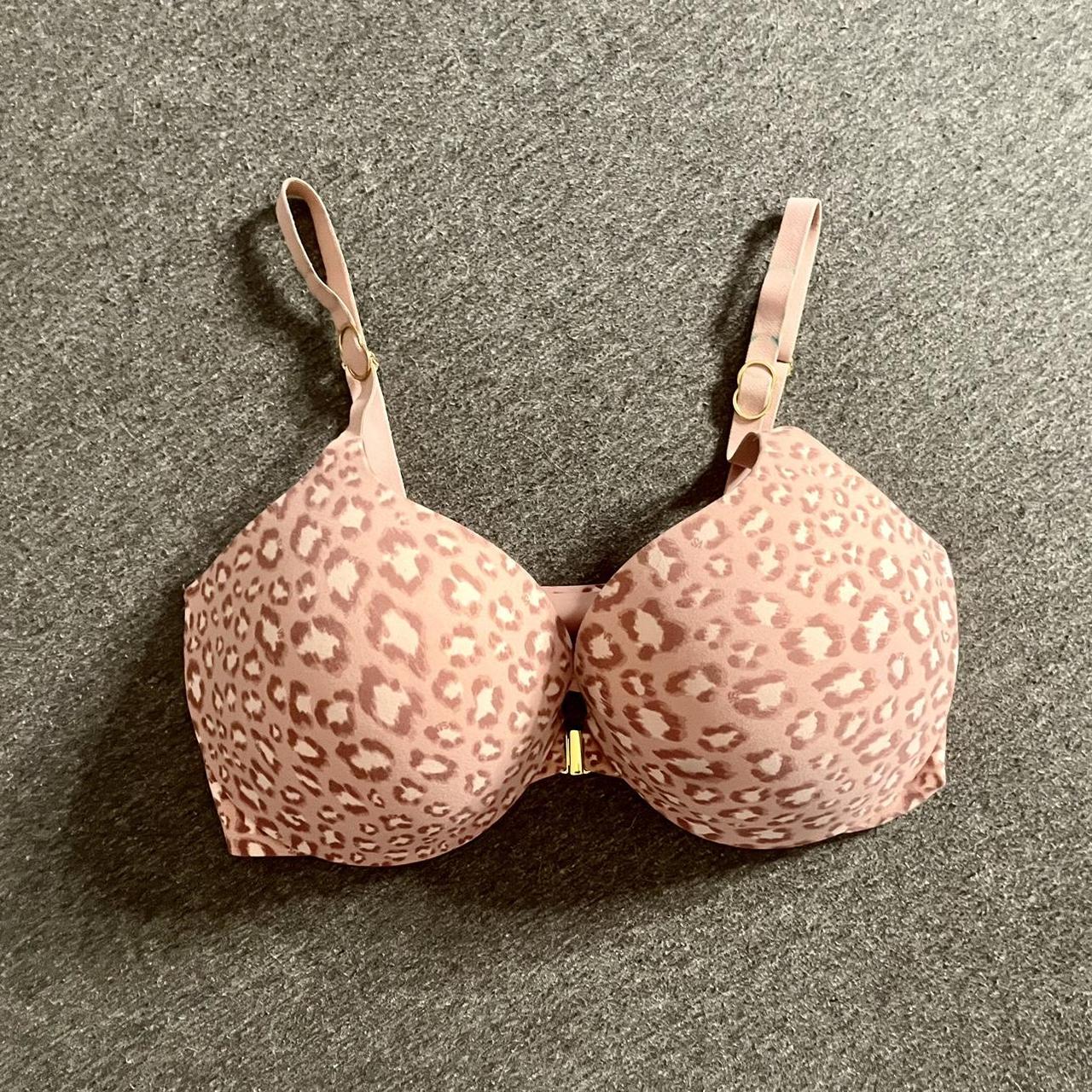 Floral Soma bra Size 34DD In great condition but - Depop