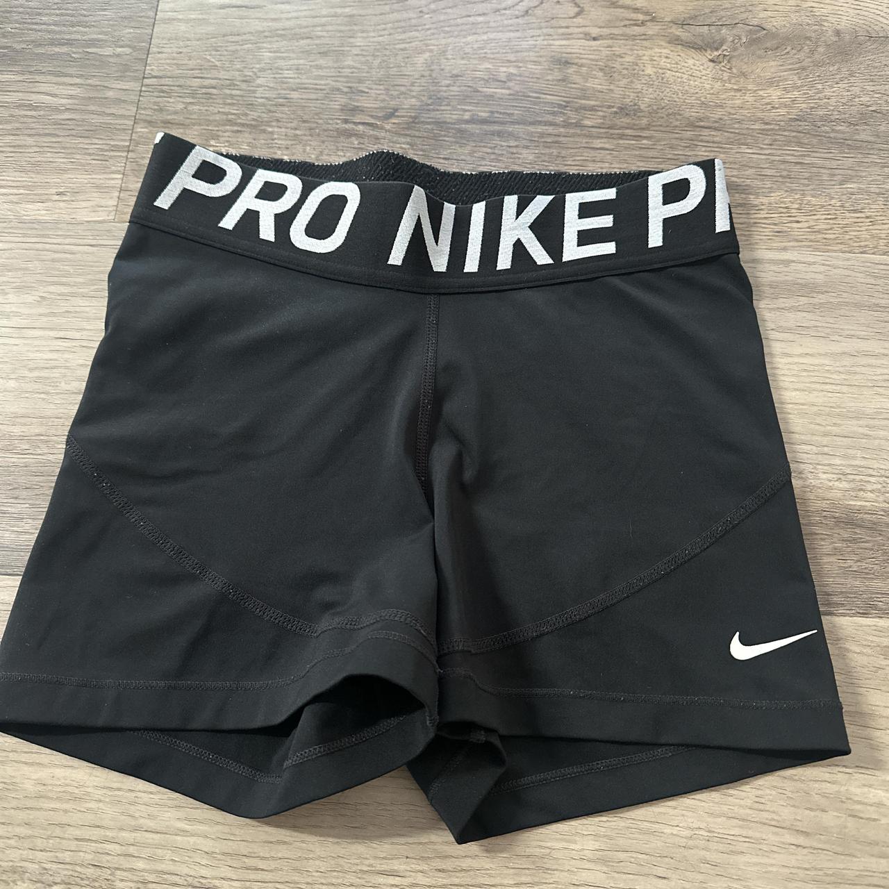 nike pros all black
