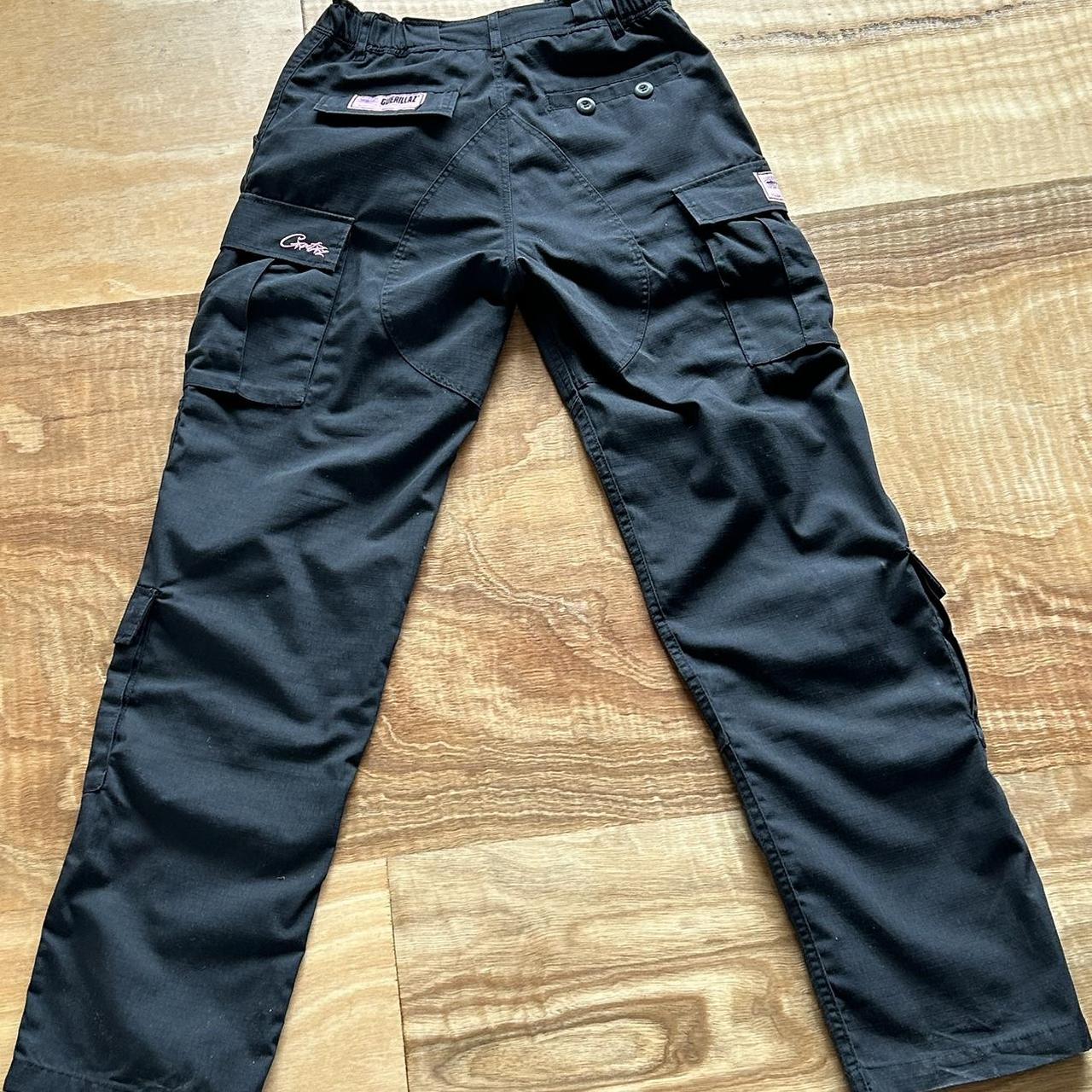 パンツ Corteiz Cargo Pants Black / Pink Corteiz Cargo Pants Black / Pink - メルカリ