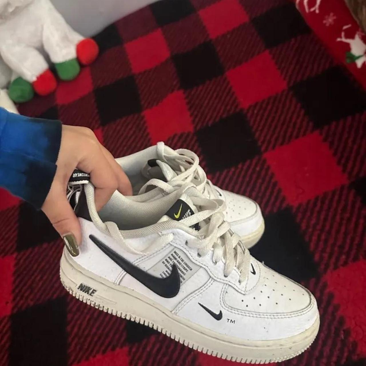 Size 1.5 Kids- Nike Air Force 1 Low White/ black, used - Depop