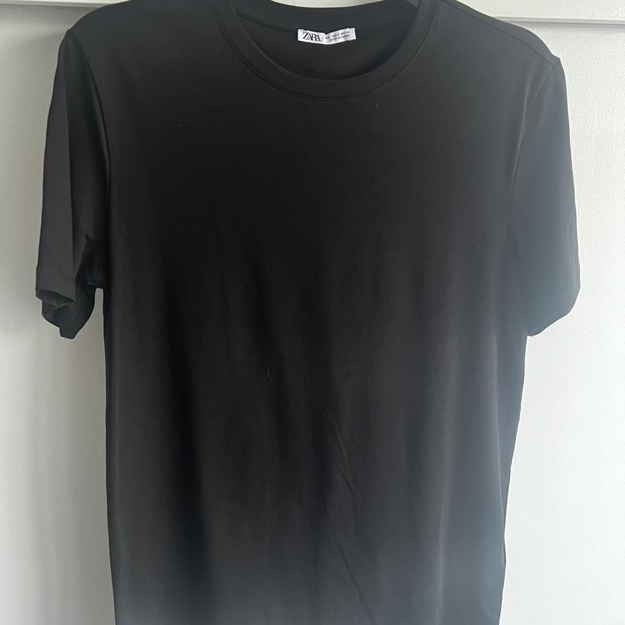 black t shirt zara men