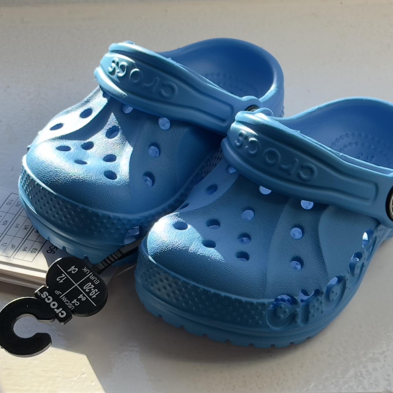 Size 4 baby crocs online