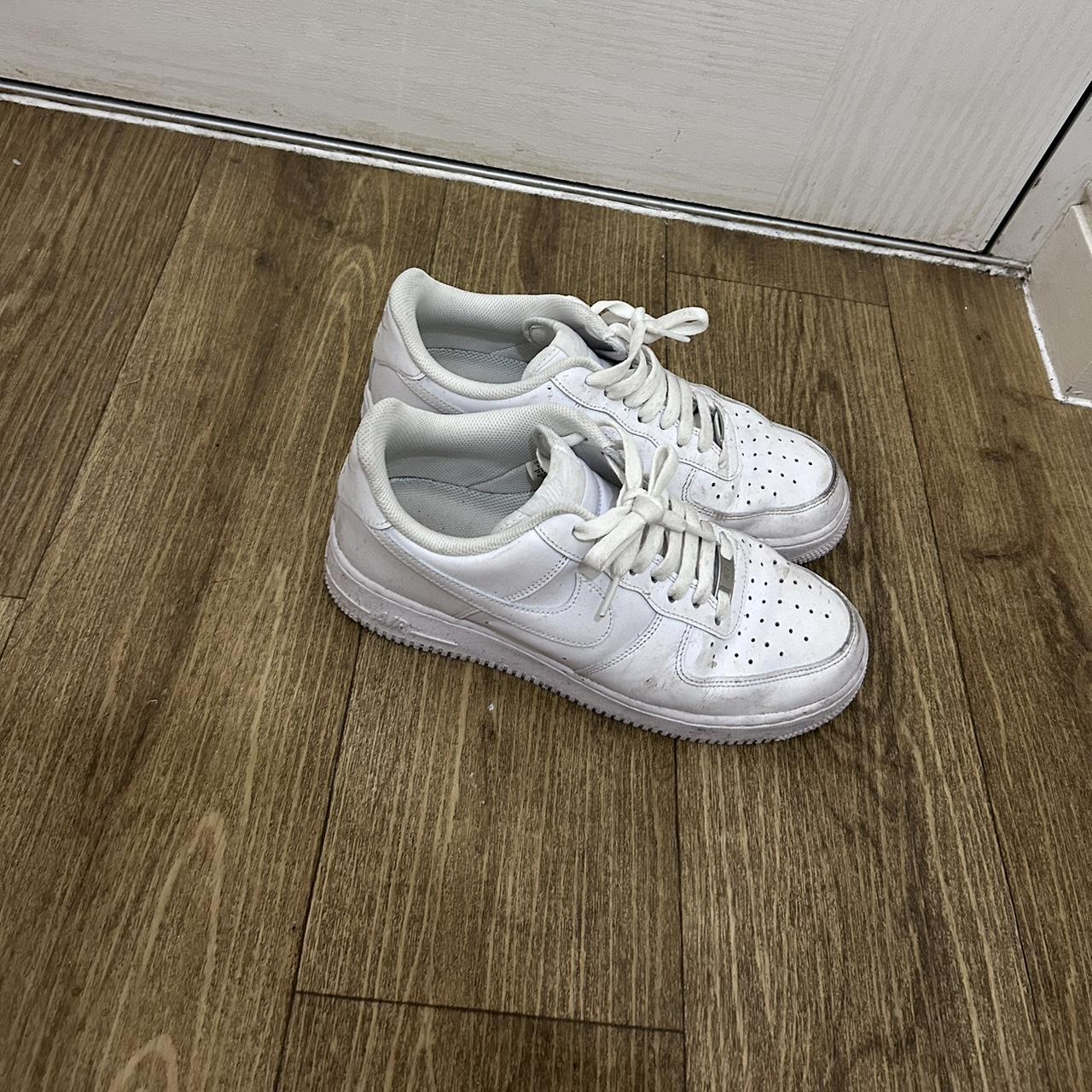 creased dirty air forces
