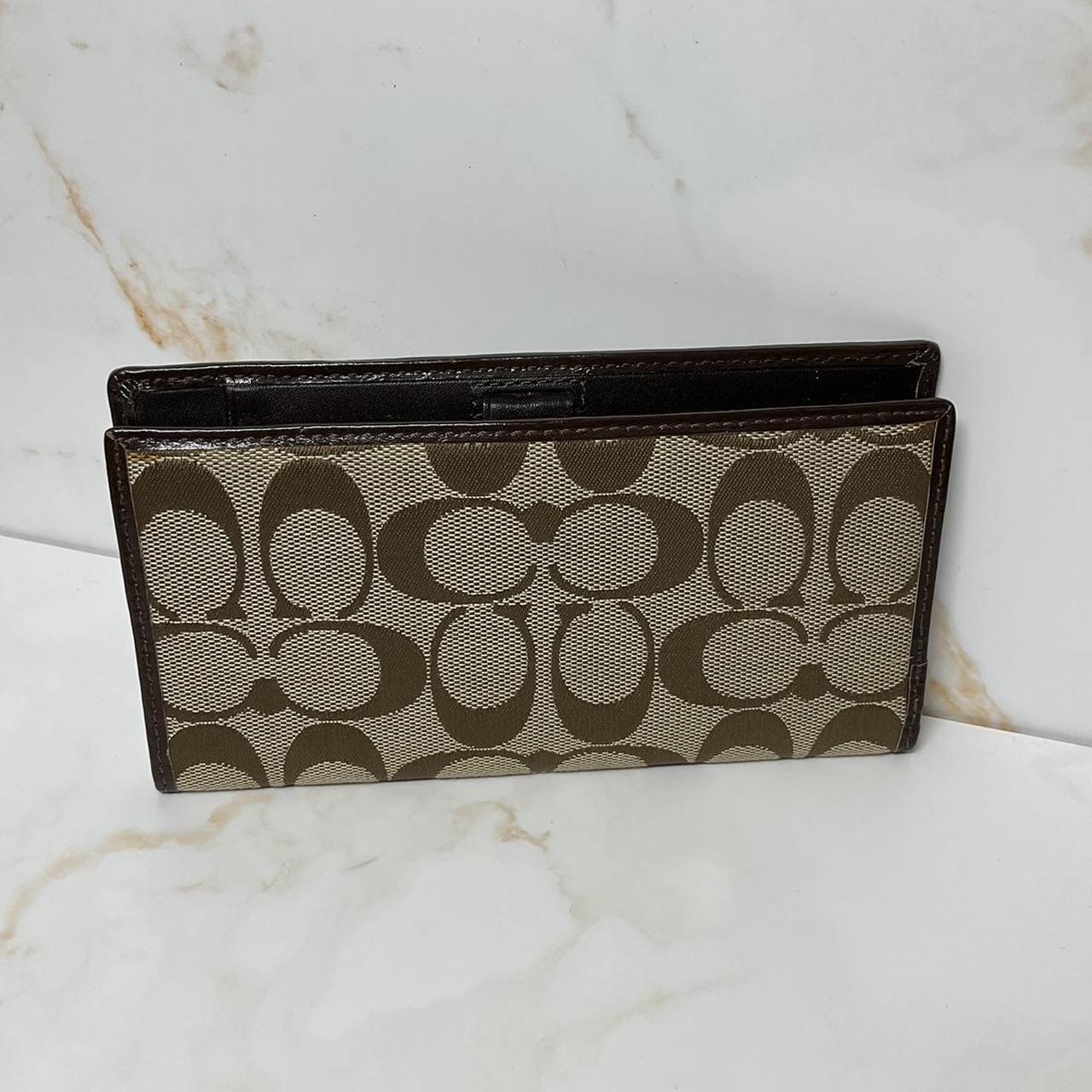item listed by exclusivethrift98