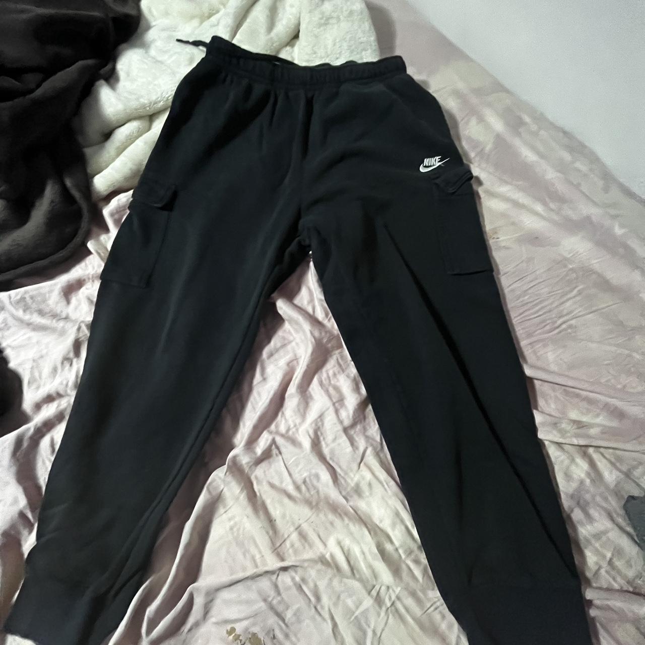 mens cargo sweatpants nike
