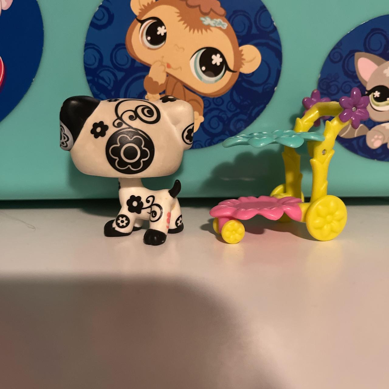 DO NOT BUY THIS!! Littlest pet shop pets DM me | Depop
