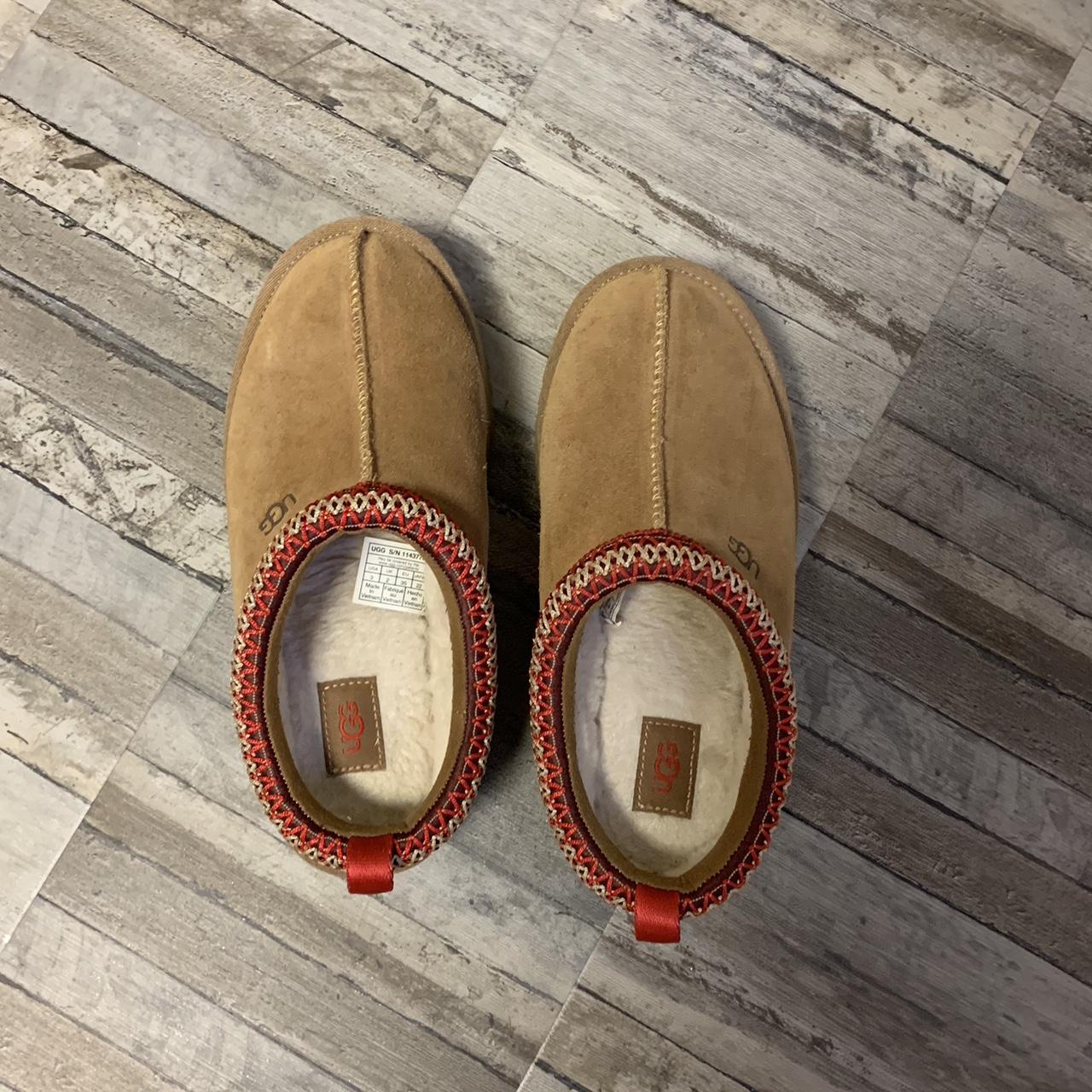 Ugg kids on sale size 3