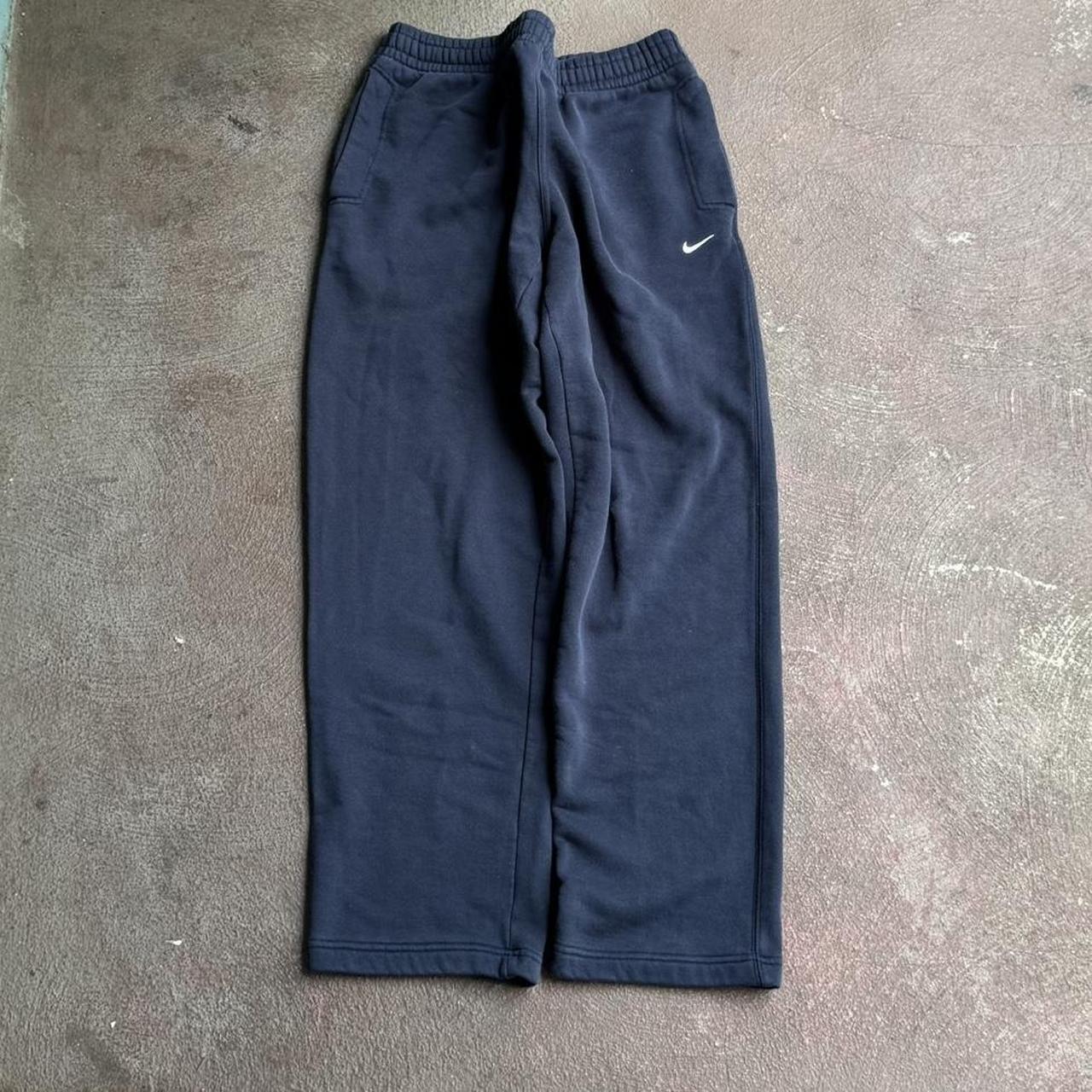 womens navy blue nike sweatpants