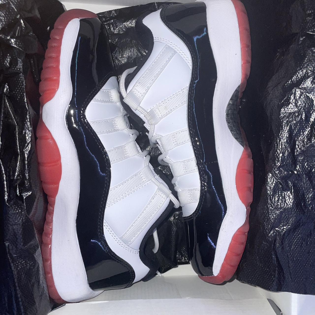 Jordan 11 Retro Low Concord Bred Size 5.5Y Used