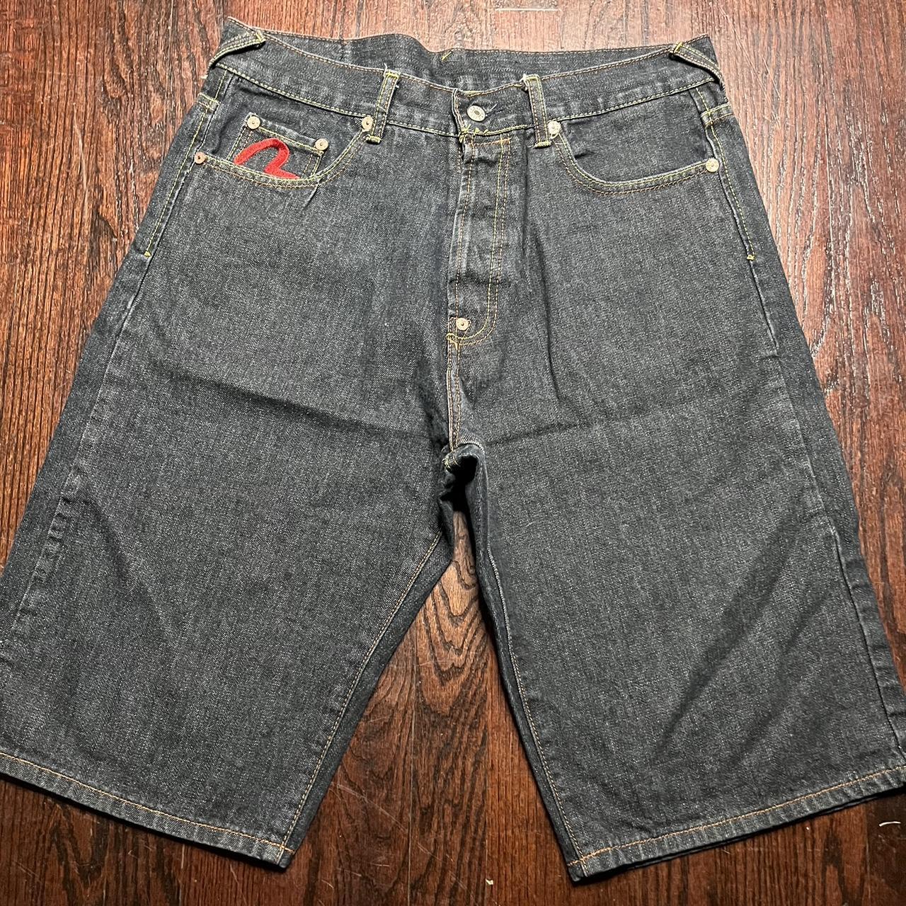 Evisu jorts Size 32 | Depop