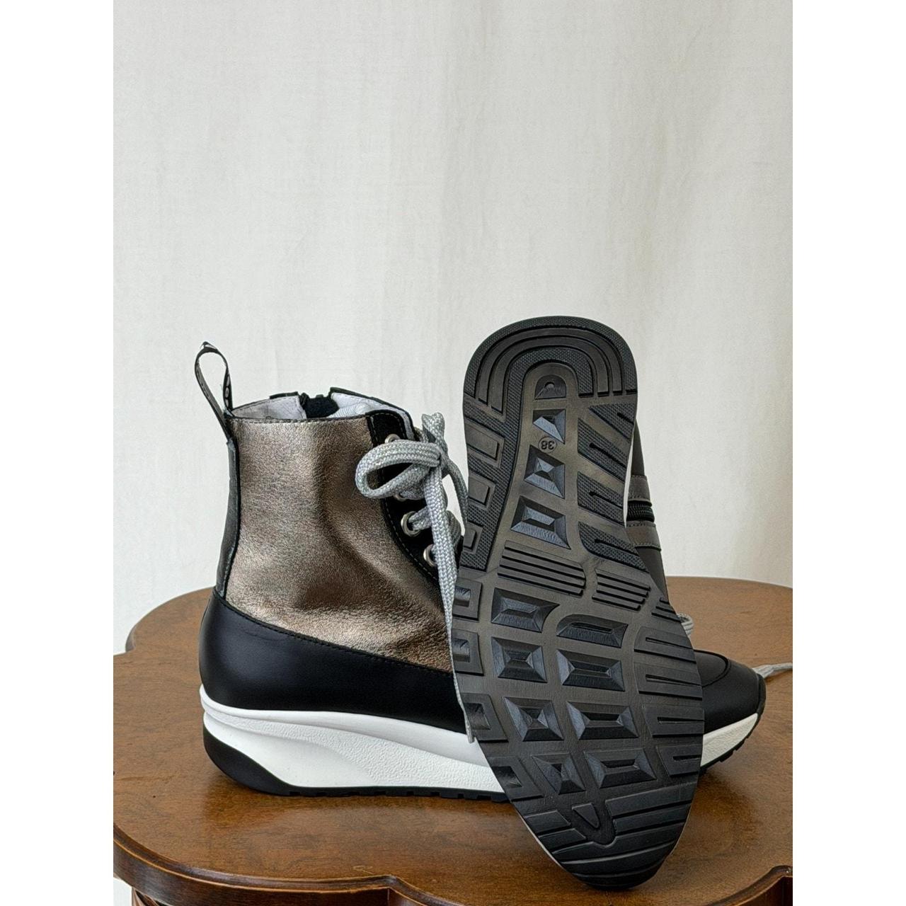 Source Unknown Women's Sneakers - Multi – Manufac… - image 2