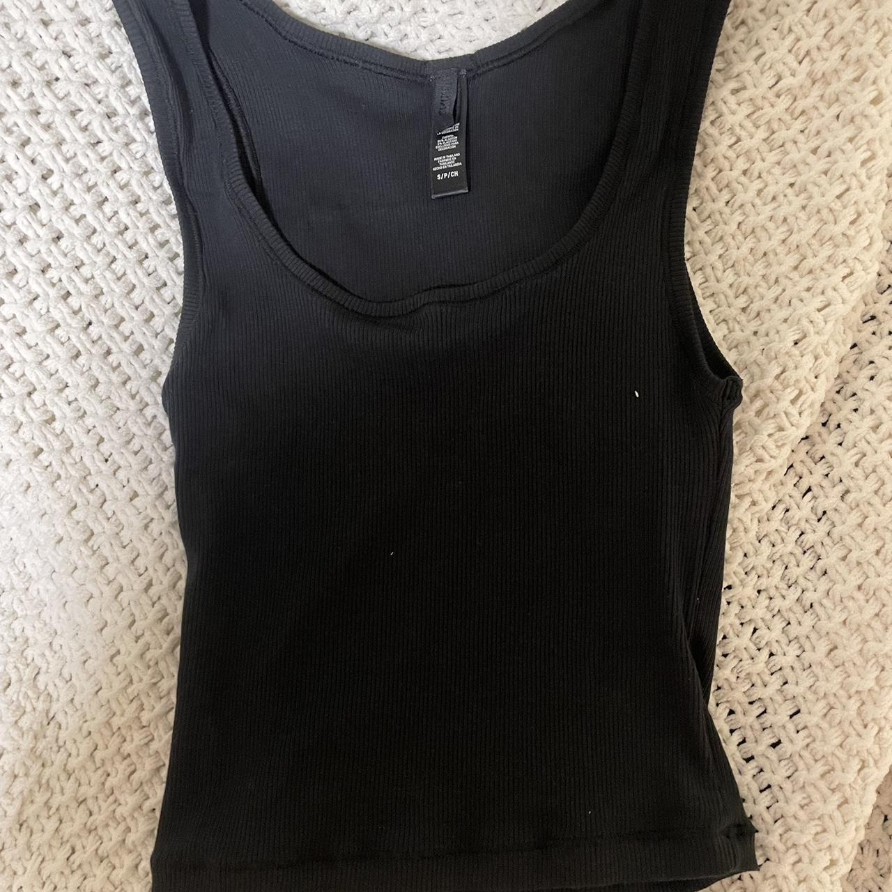 Skims small rib nit tank size small - Depop