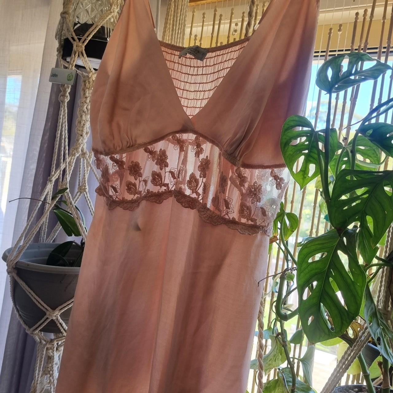 ABSOLUTELY STUNNING Angela Moda made in Italy silk... Depop