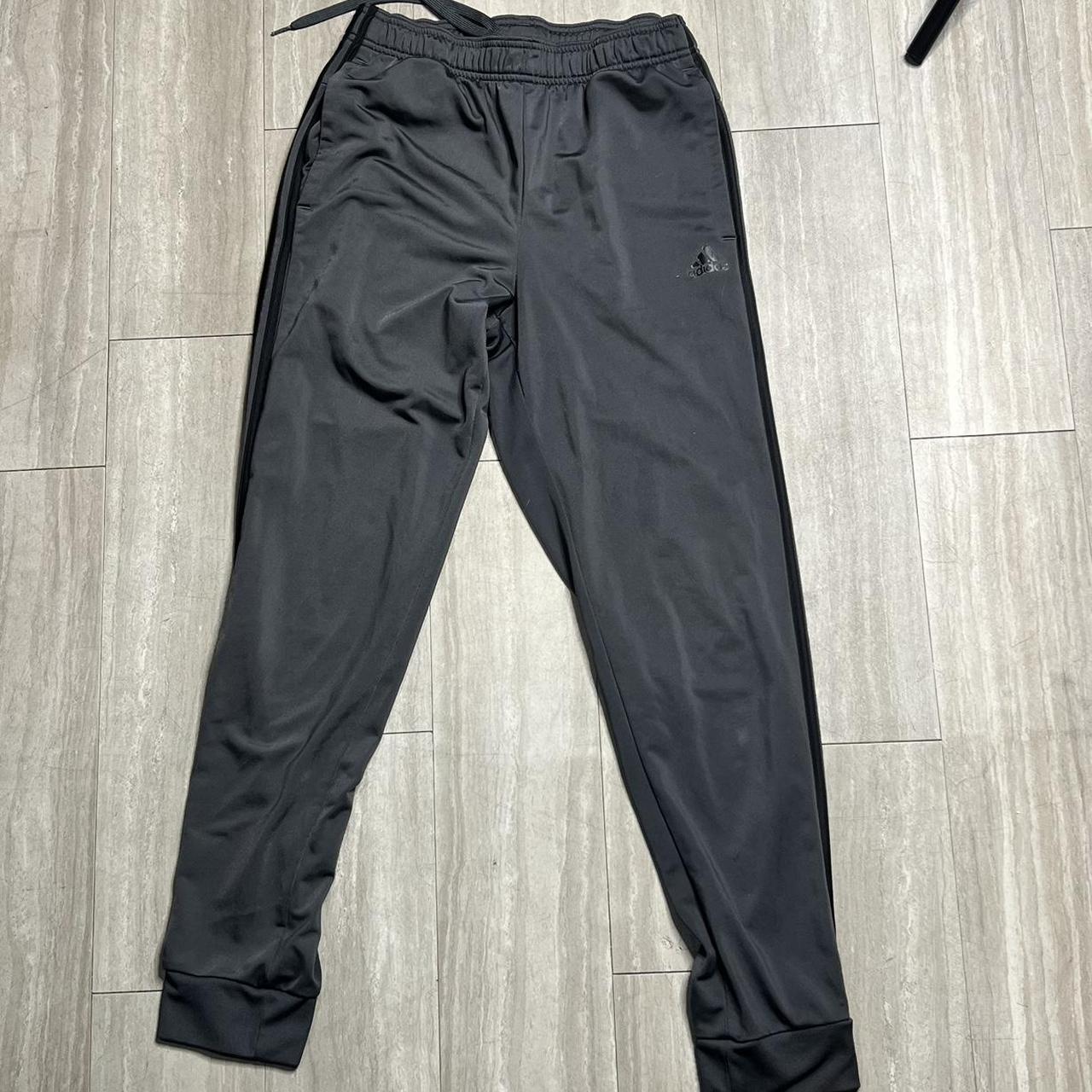 Adidas Grey sweatpants SIZE MEDIUM - Depop