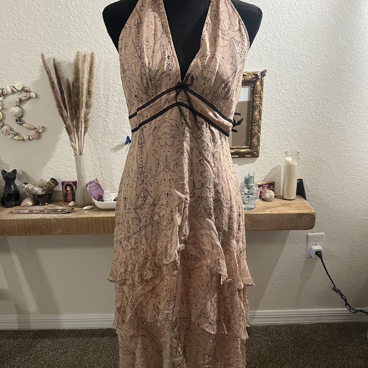 Size 12 pink 100 silk BCBG Maxazria halter dress