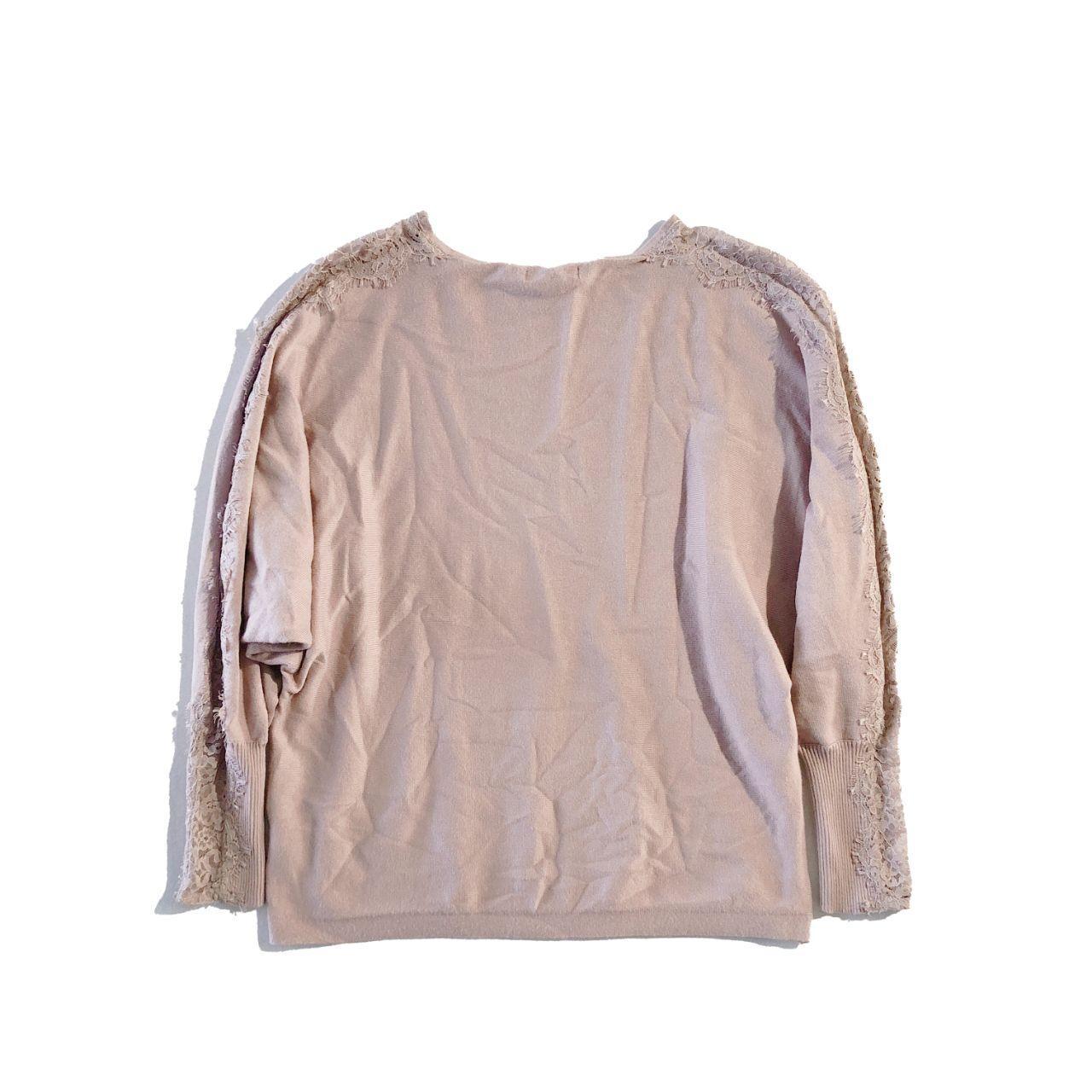 item listed by charmandchic image 2