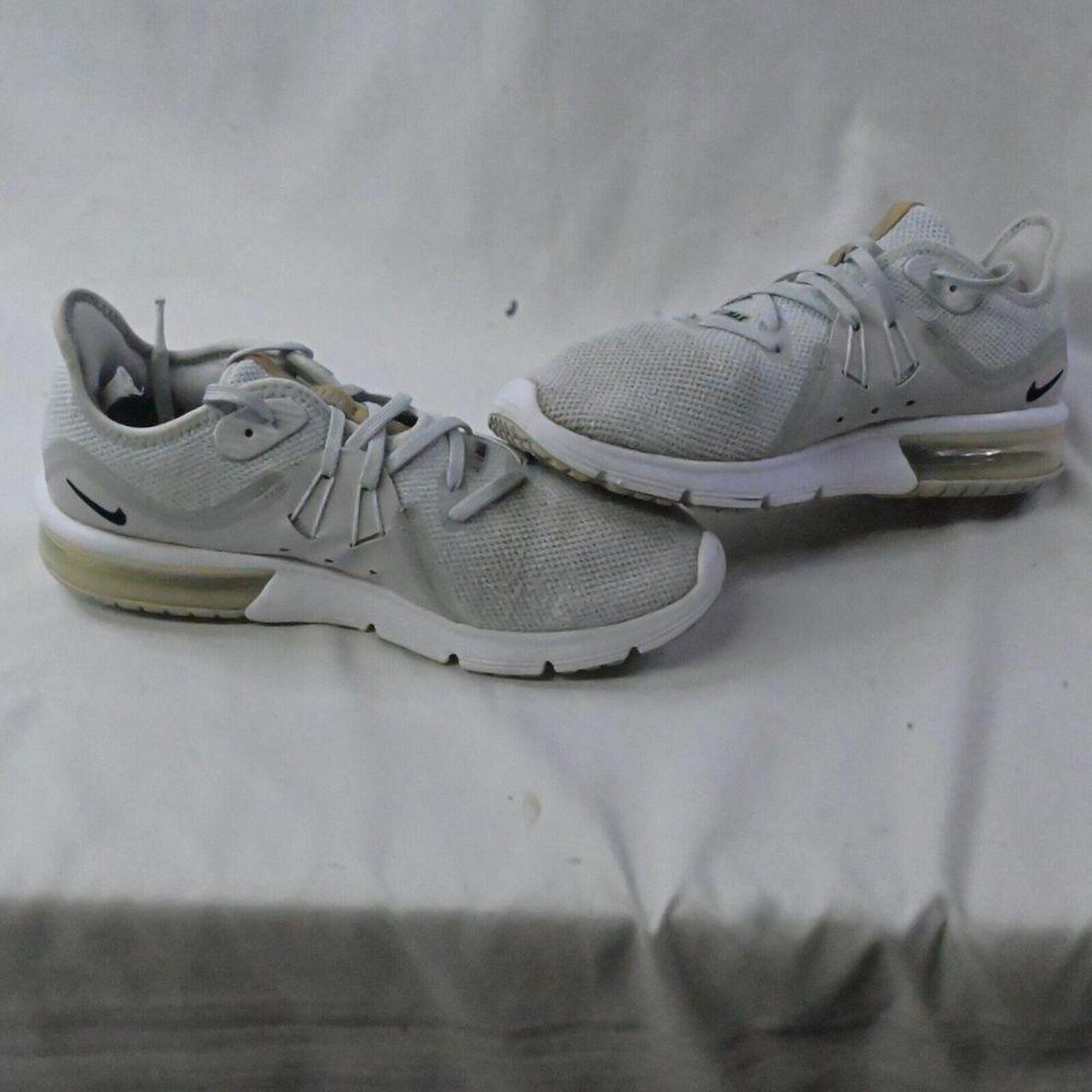 Ladies nike fashion air max sequent