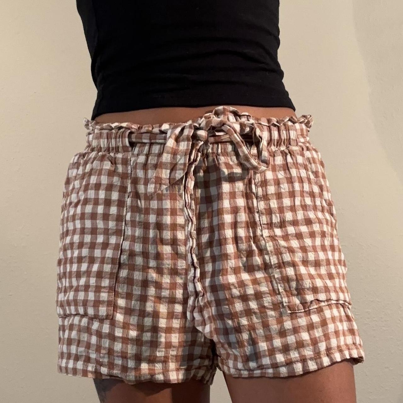 Checkered high waisted shorts hotsell