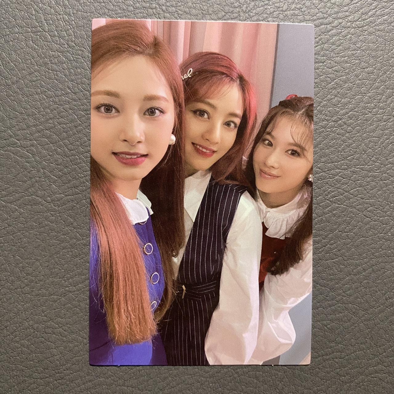 WTS] twice sana tzuyu jihyo group eyes wide open | Depop