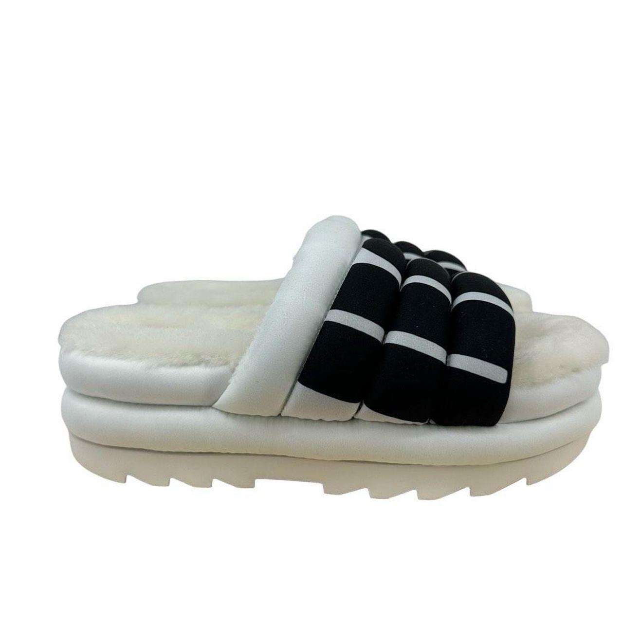 UGG Maxi on sale Slide Logo