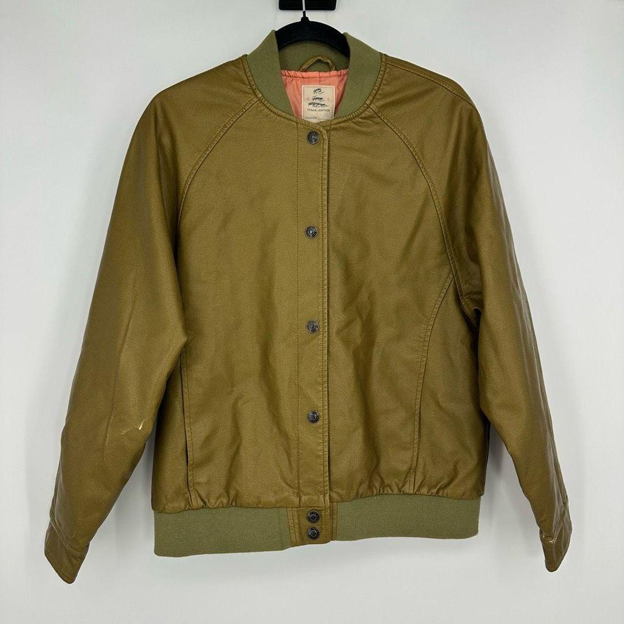 item listed by smart_fashio9n_for_you