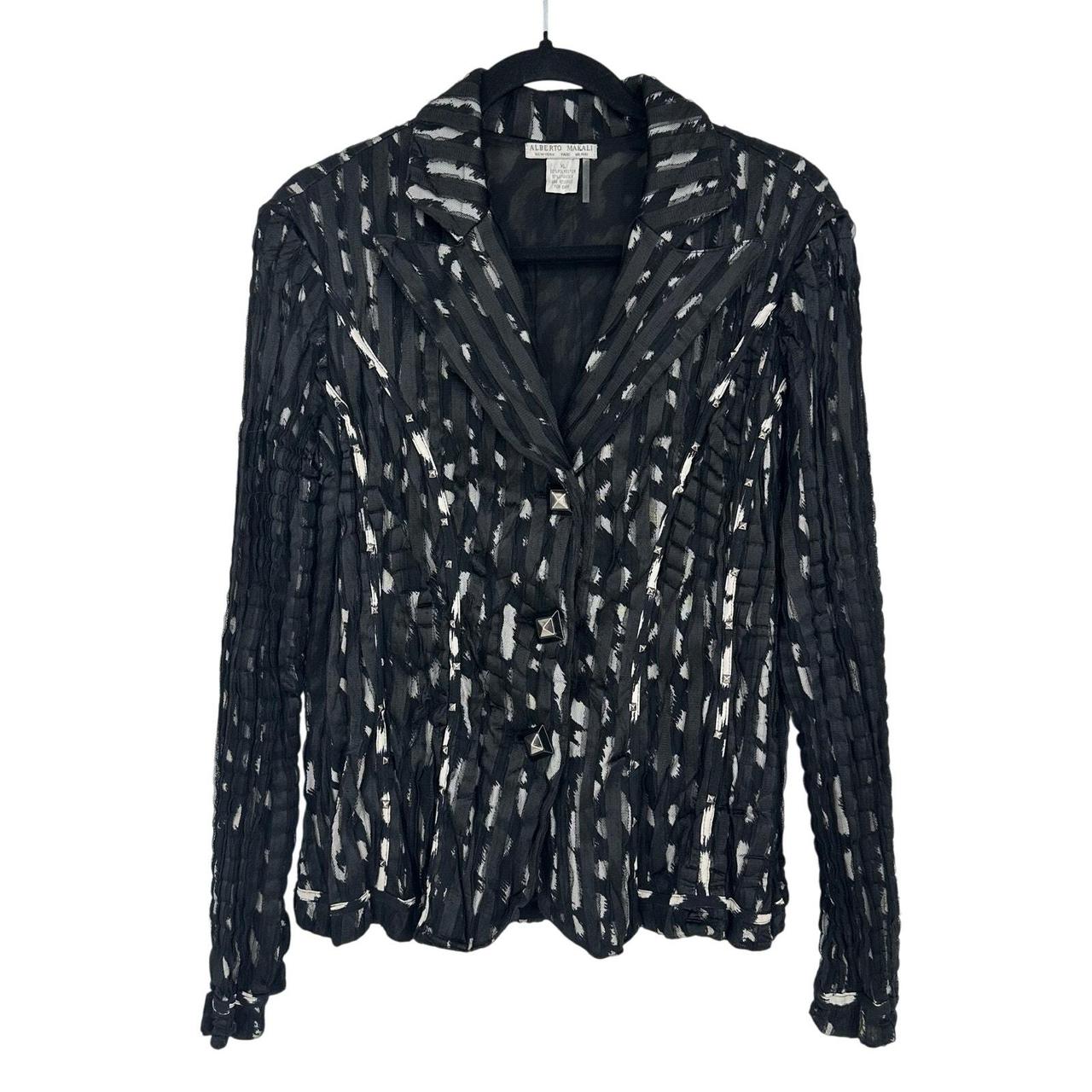item listed by smart_fashio9n_for_you