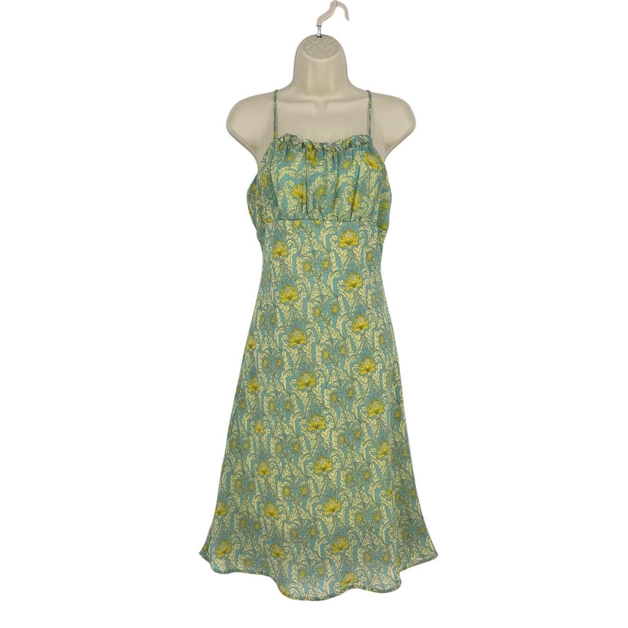item listed by smart_fashio9n_for_you