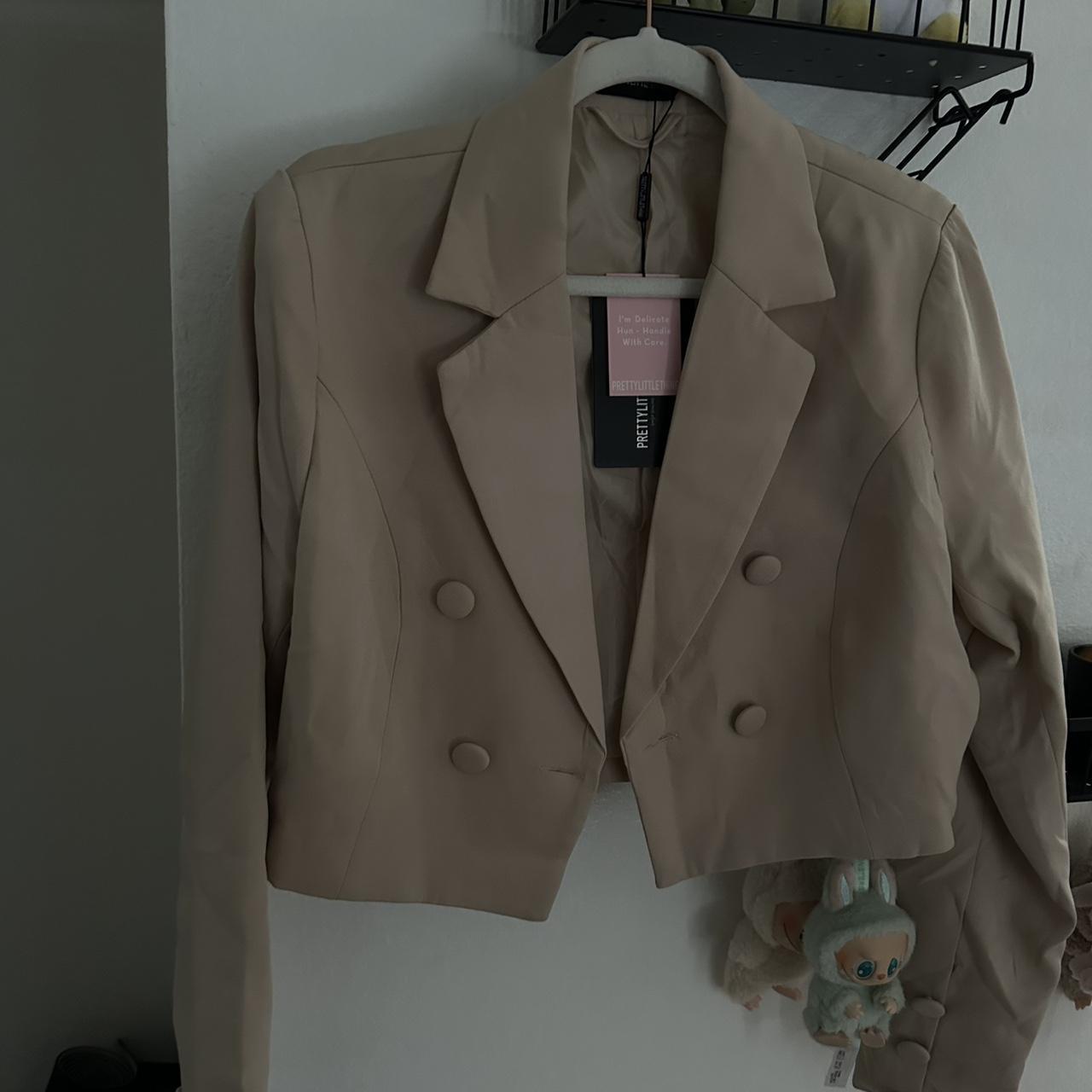 Princess Polly Women's Jacket - Tan/Cream - 10 – Princess Polly Camel Cropped blazer - Labubu …