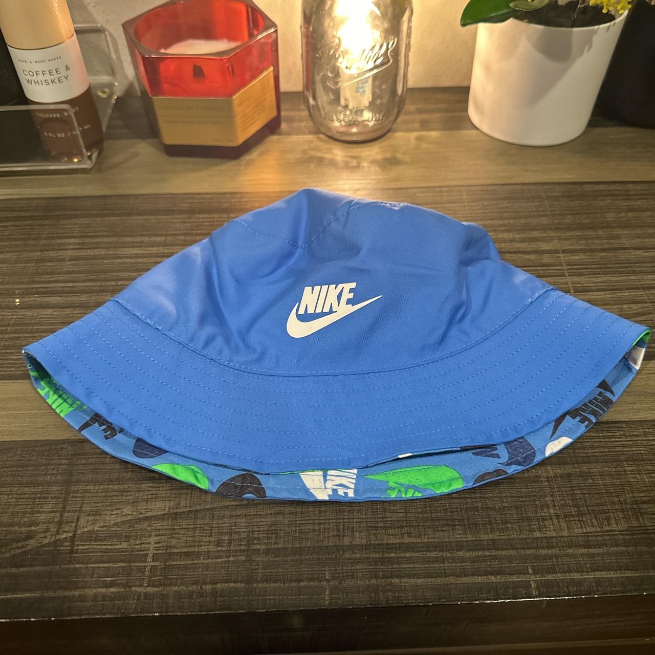 Nike bucket-hat - Depop