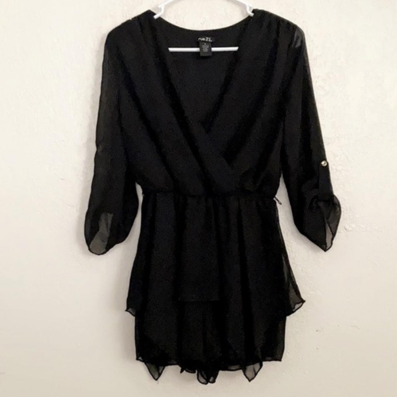 Rue21 black romper with long sleeves sz lg