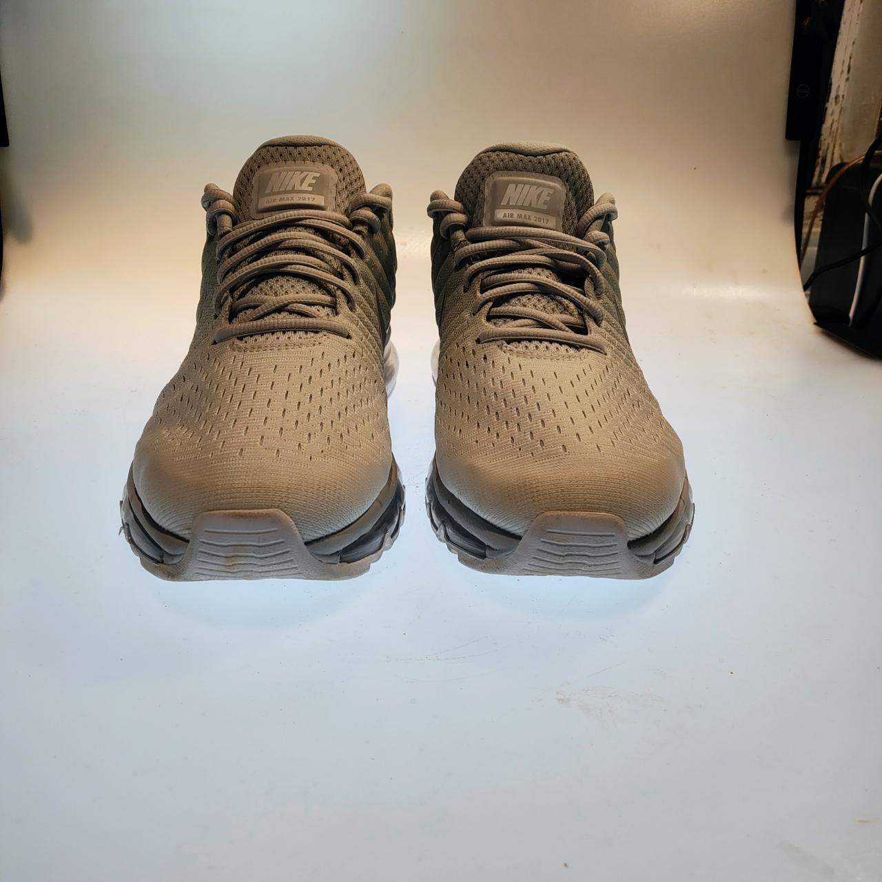 air max 2017 size 11