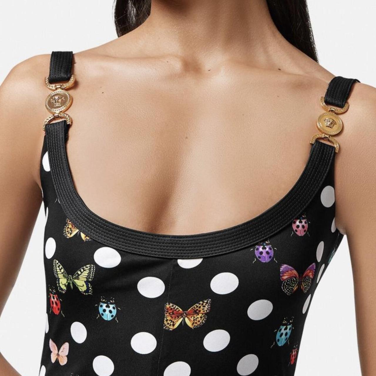 タグ付き未使用品 VERSACE×DUA LIPA バタフライプリント スカート タグ付き未使用品 VERSACE×DUA LIPA バタフライプリント