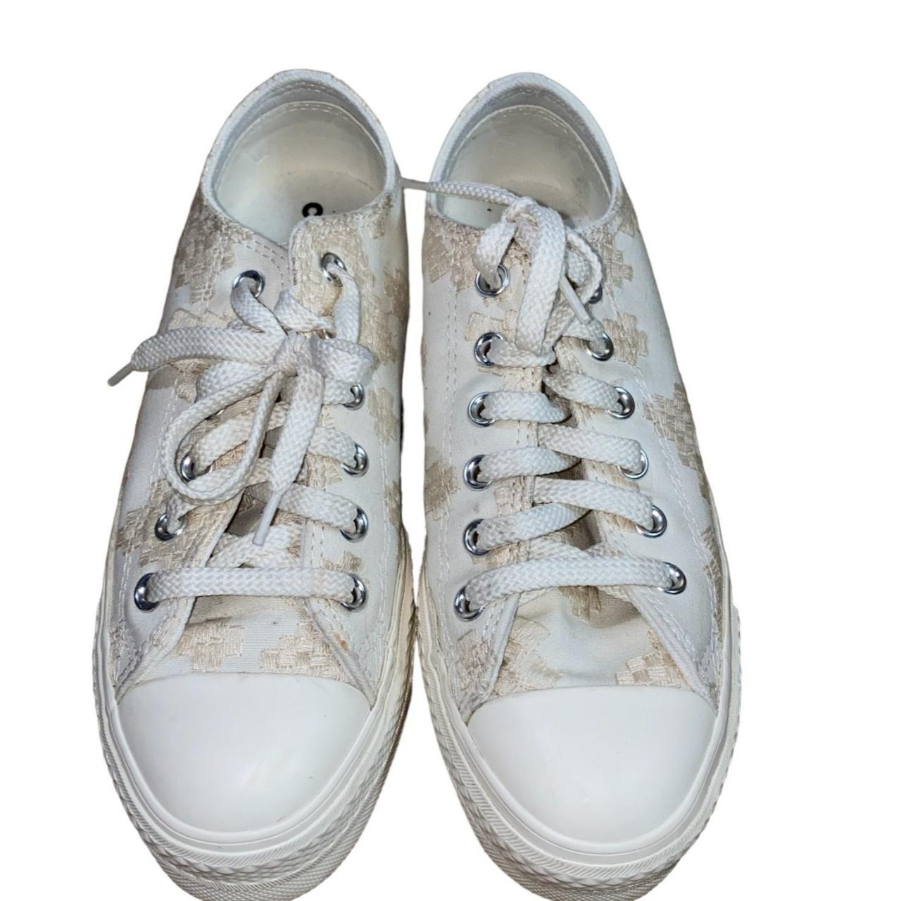 item listed by uniquestore5
