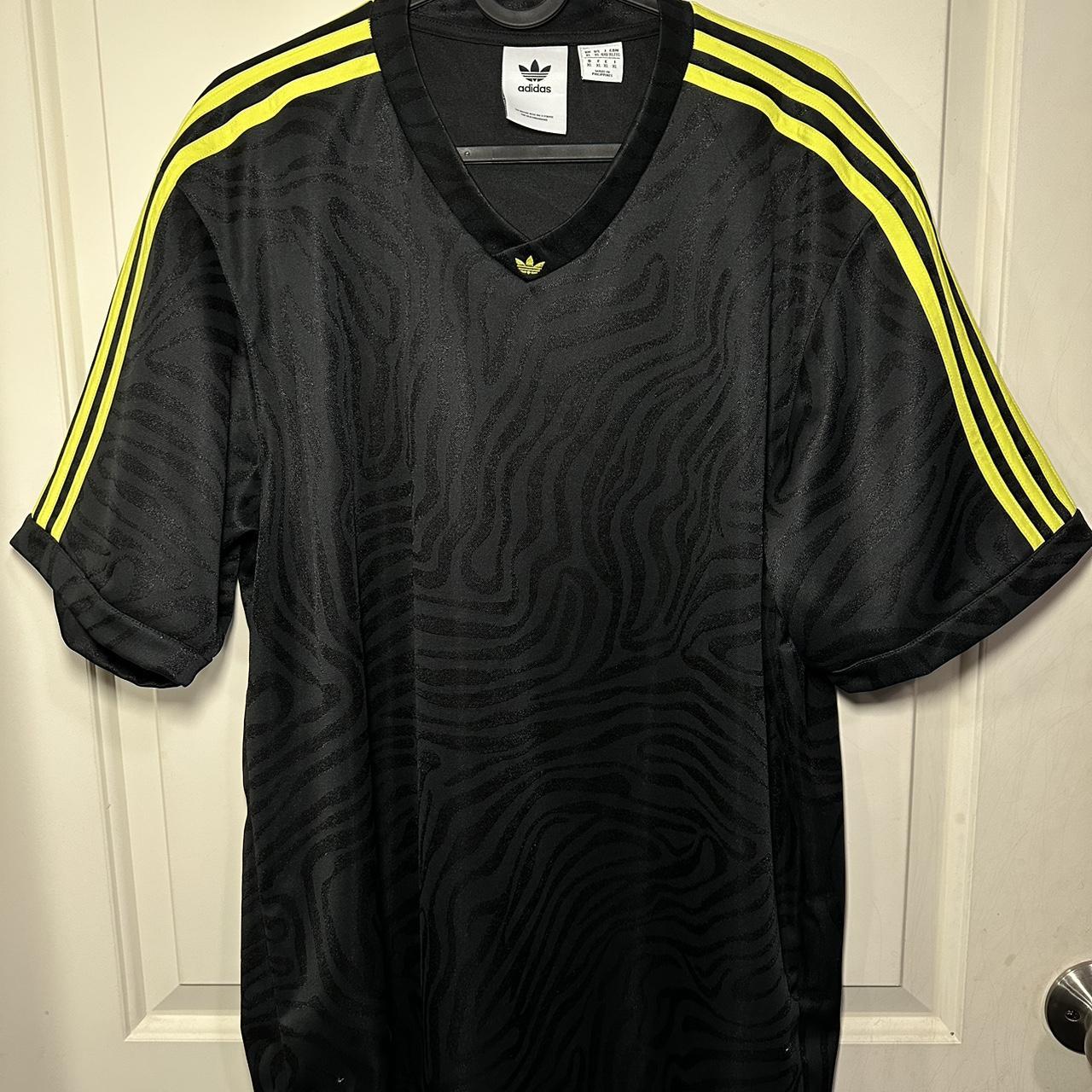 Adidas skateboarding tiger shirt best sale