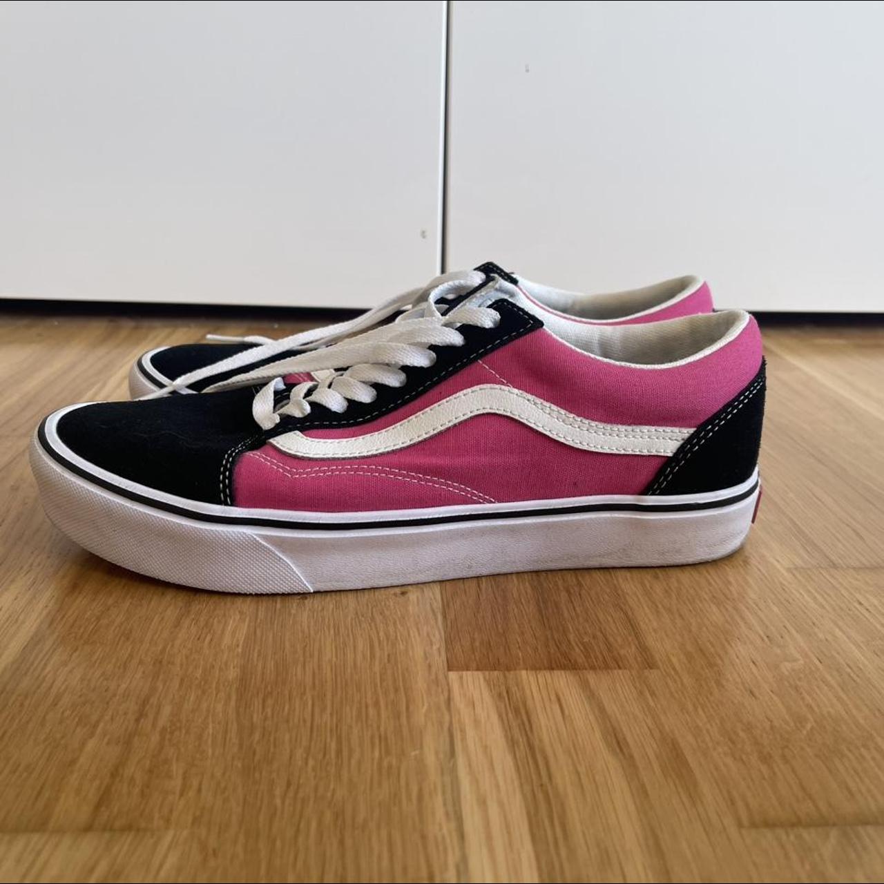 Black & pink sales vans