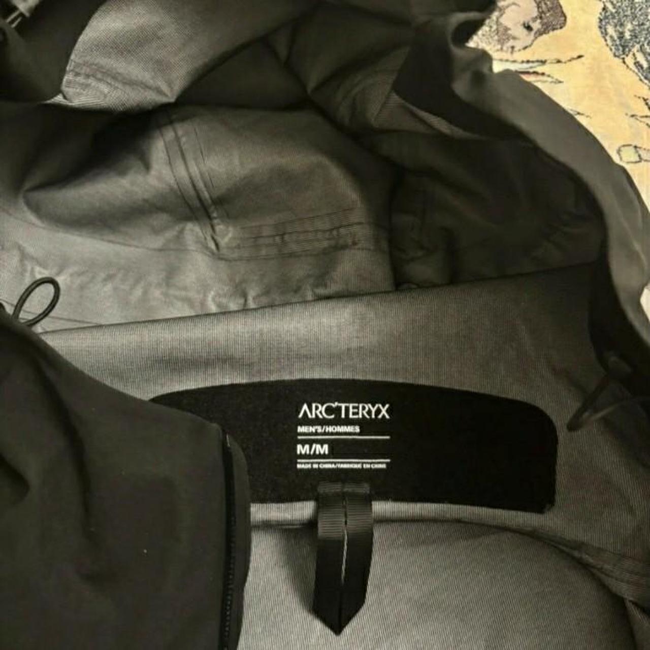 Arc'teryx light gortex jacket - Depop