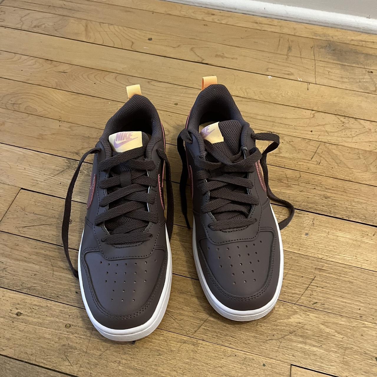 borough low 2 violet