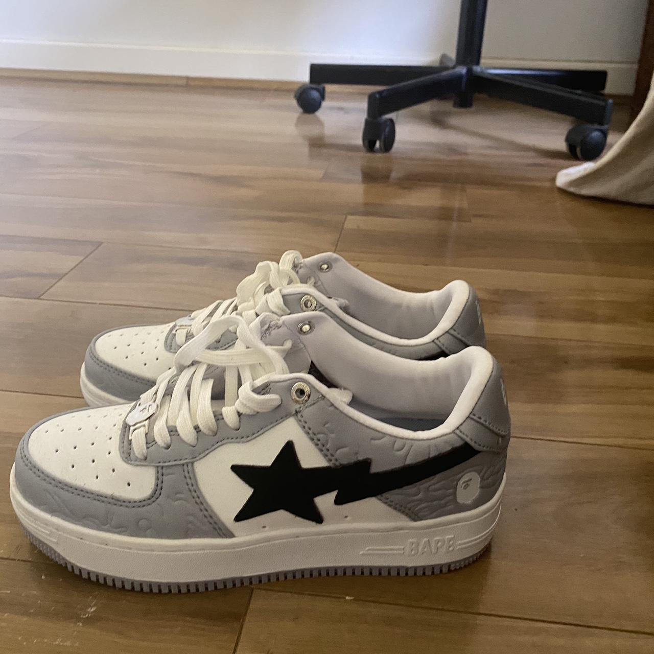 grey bapestas - Depop