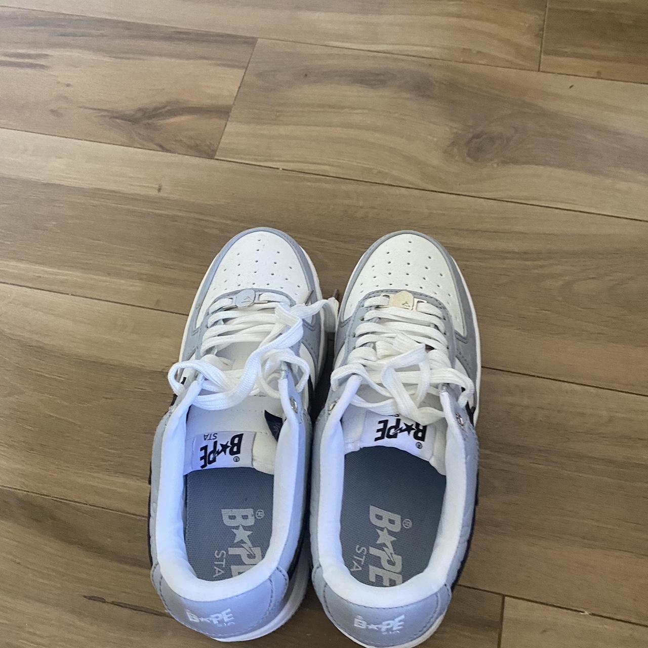 grey bapestas - Depop