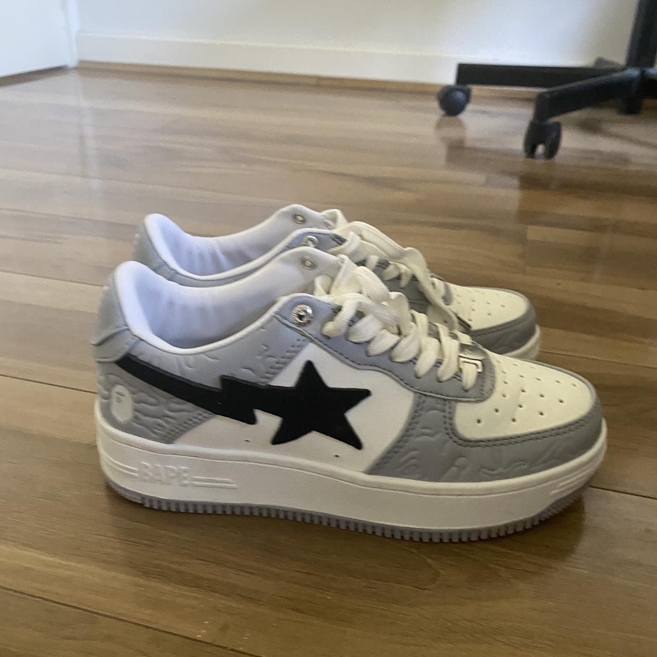 grey bapestas - Depop