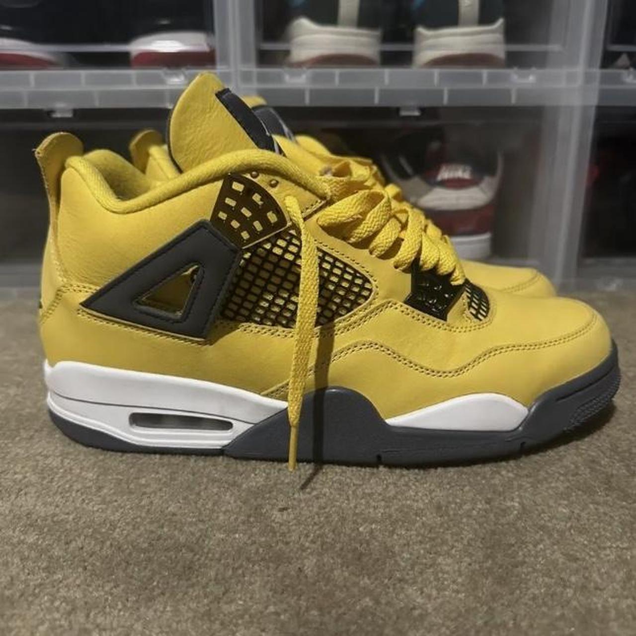 Jordan 4 “lightning” - Depop