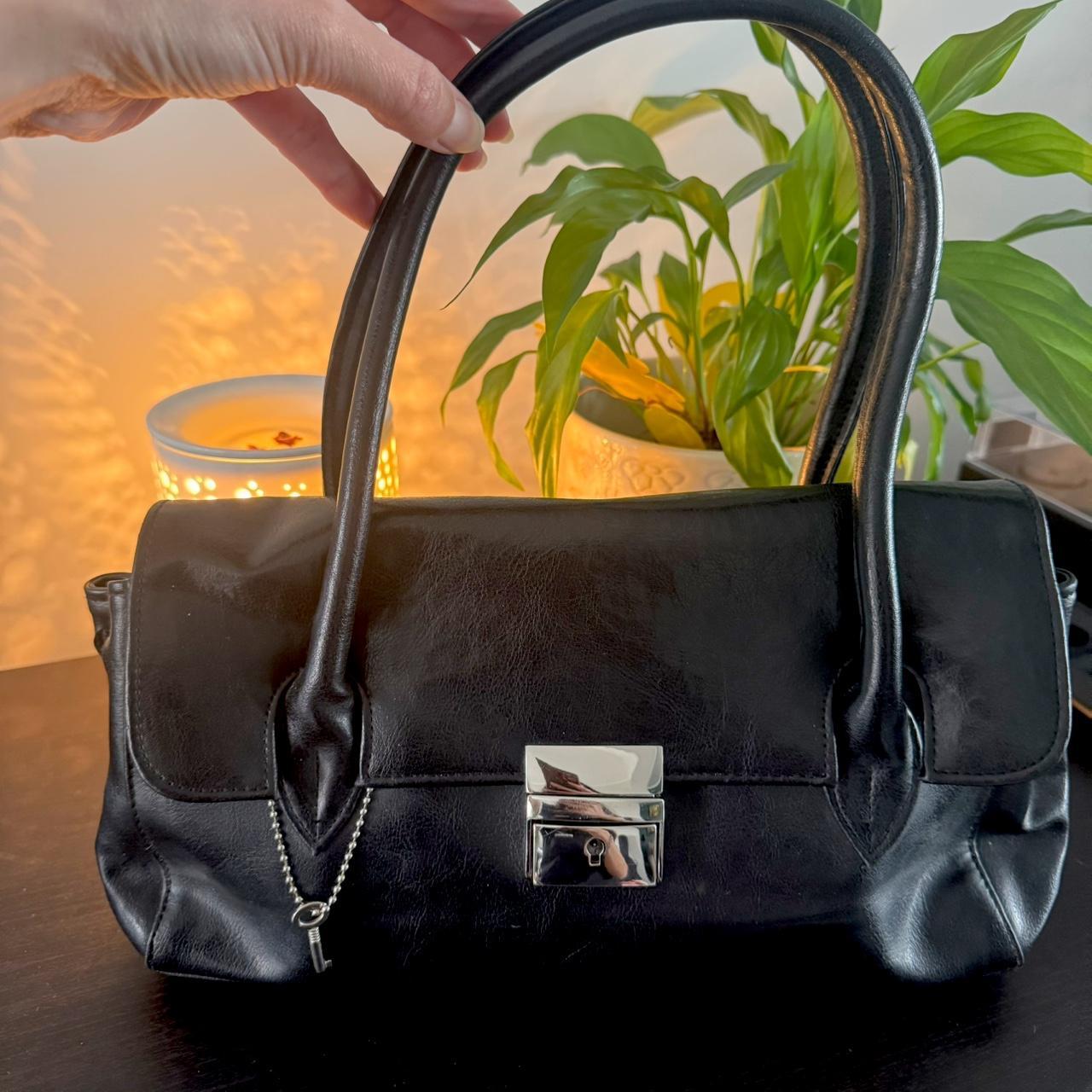 item listed by retroholic