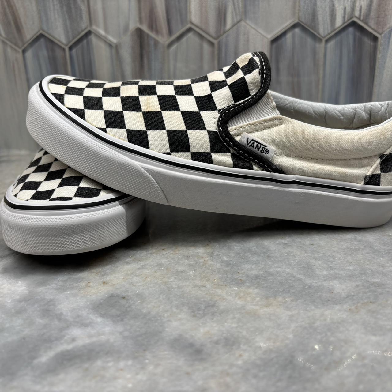 Black and off white checkered vans best sale