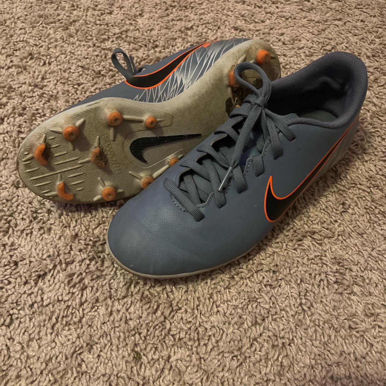 nike soccer cleats size 7
