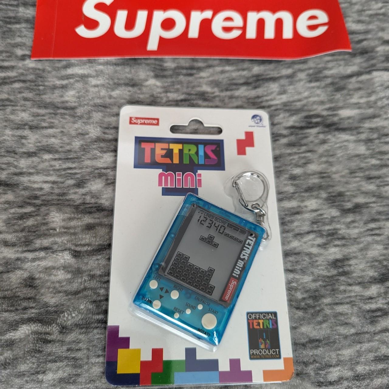 新品　Supreme Tetris Mini Blue Supreme x Tetris Mini Game Blue Clear NEW SEALED | eBay