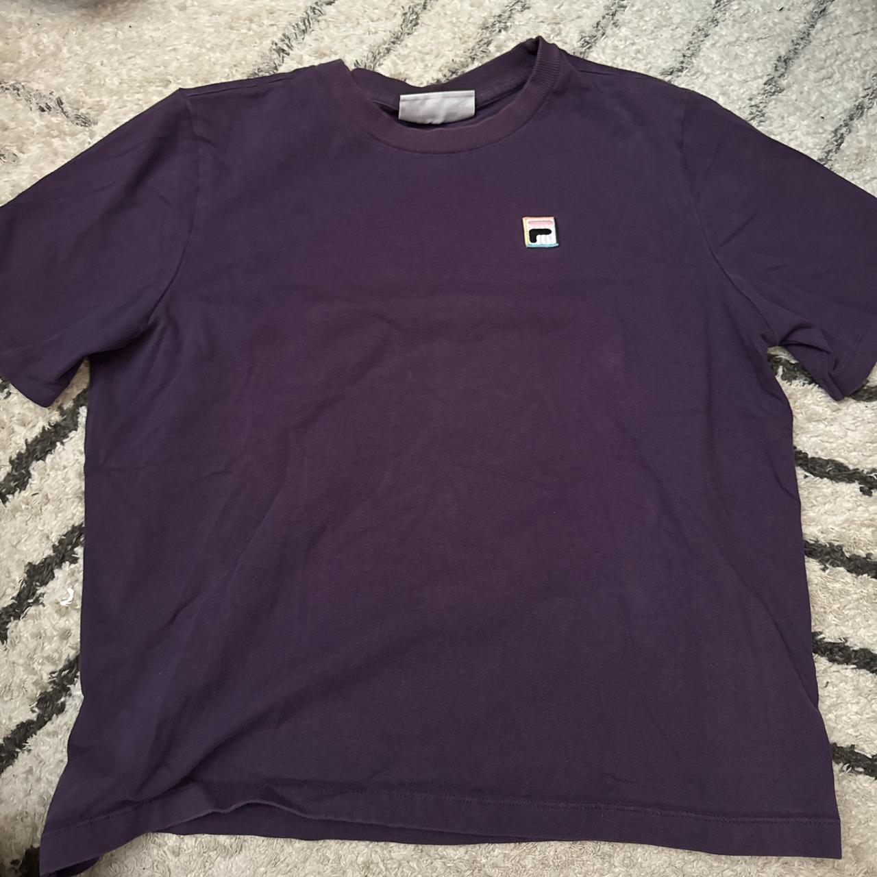 Vintage purple Fila shirt Fits like a Mens