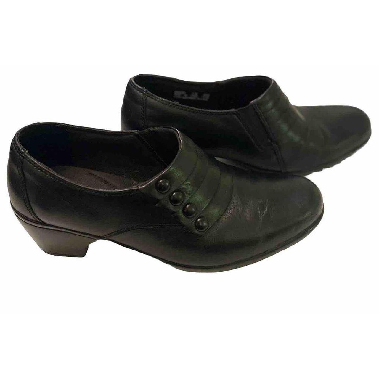 Clarks bendable shoes hotsell